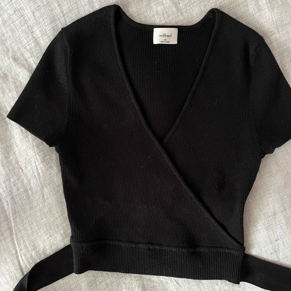 Wilfred All Tied Up Sweater - BLACK 🖤 - Picture 7 of 8